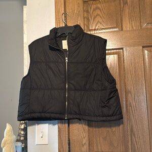 black cropped puffer vest